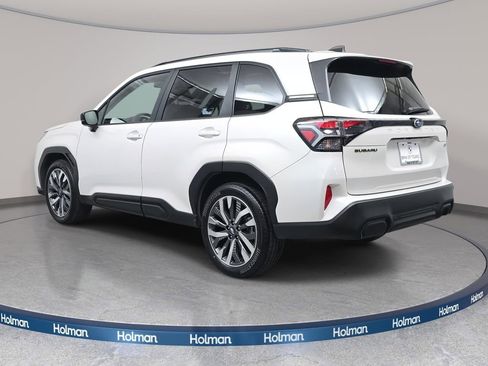 Used 2025 Subaru Forester Touring image 8