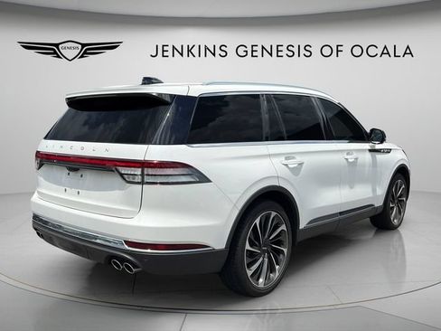 Used 2025 Lincoln Aviator Reserve w/ Luxury Package RWD image 3