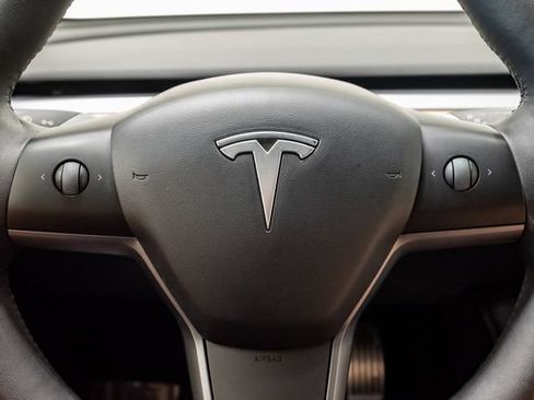 Used 2022 Tesla Model 3 Long Range AWD/4WD image 13