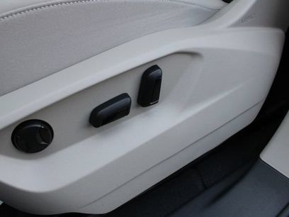 New 2026 Volkswagen Atlas SE