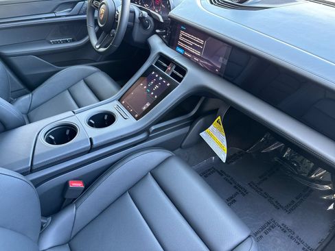 New 2026 Porsche Taycan 4S AWD/4WD image 17