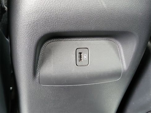 Used 2024 Nissan Sentra SV image 19