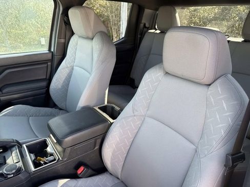 Used 2025 Toyota Tacoma SR5 image 12