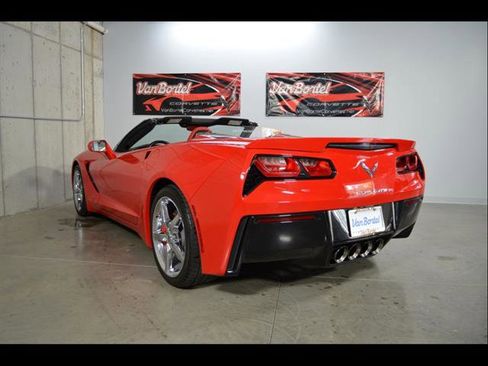 Used 2014 Chevrolet Corvette Stingray Convertible w/ 2LT Preferred Equipment Group RWD image 7