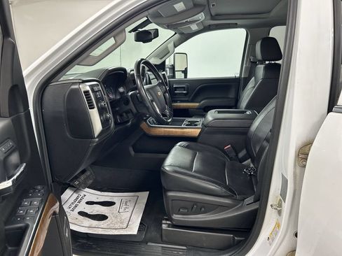 Used 2019 Chevrolet Silverado 3500 LTZ w/ Duramax Plus Package AWD/4WD image 9