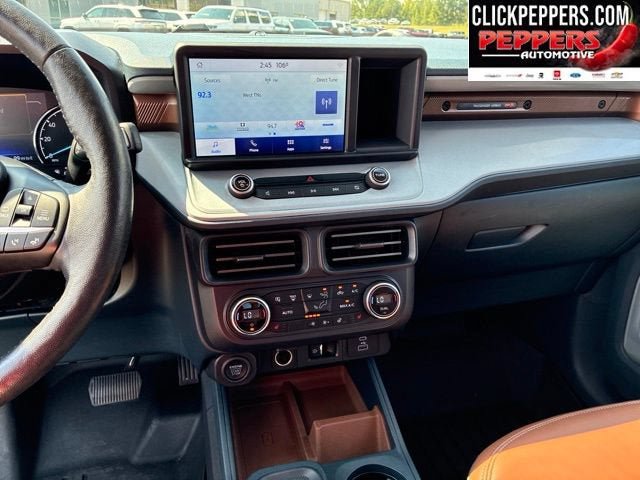 Used 2022 Ford Maverick Lariat w/ Lariat Luxury Package FWD image 14
