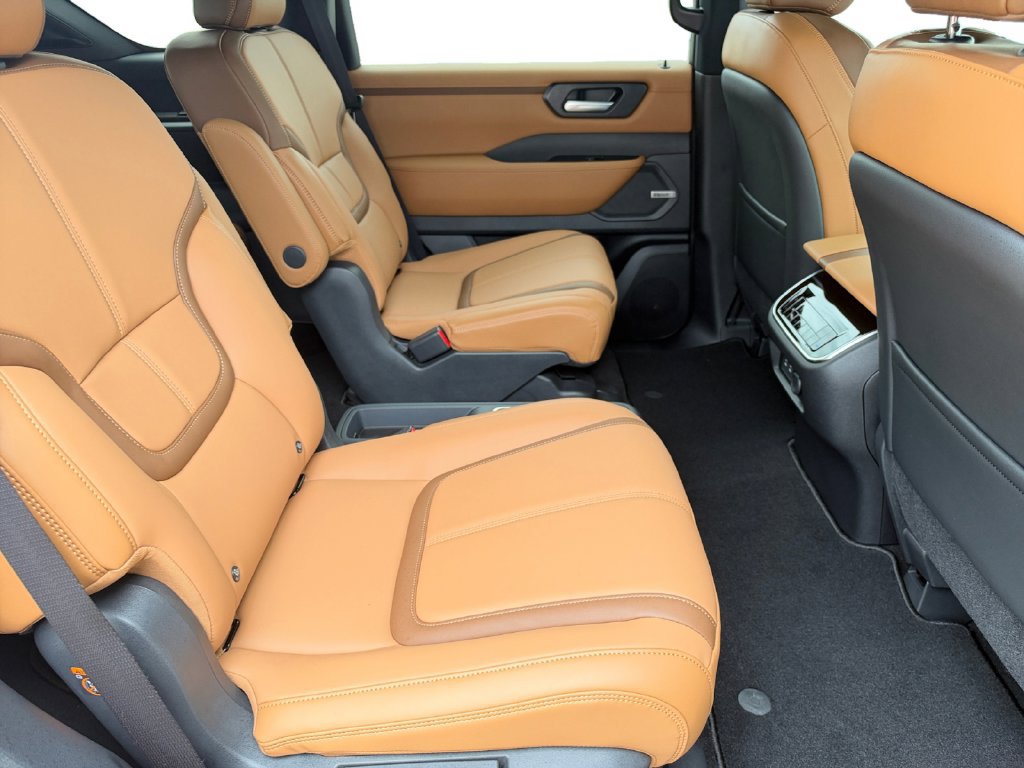 New 2026 Nissan Armada SL AWD/4WD image 17