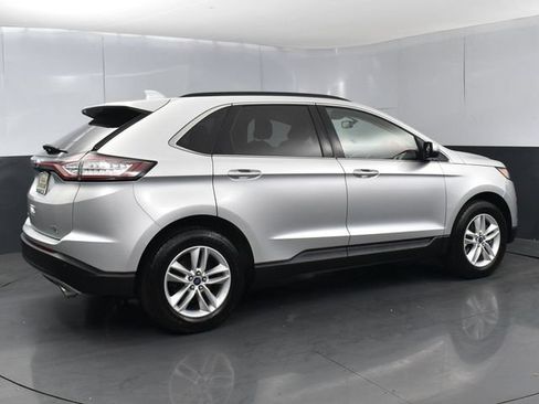 Used 2015 Ford Edge SEL w/ Equipment Group 201A AWD/4WD image 3