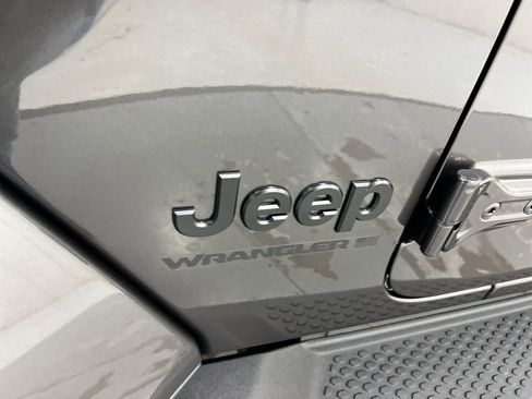 New 2026 Jeep Wrangler Sahara image 27