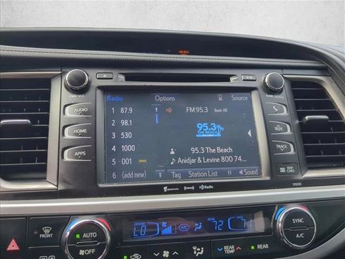Certified 2019 Toyota Highlander SE FWD image 21