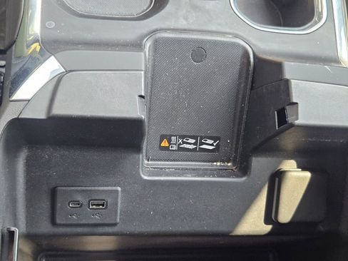 Used 2023 GMC Sierra 1500 SLT w/ SLT Premium Package image 31