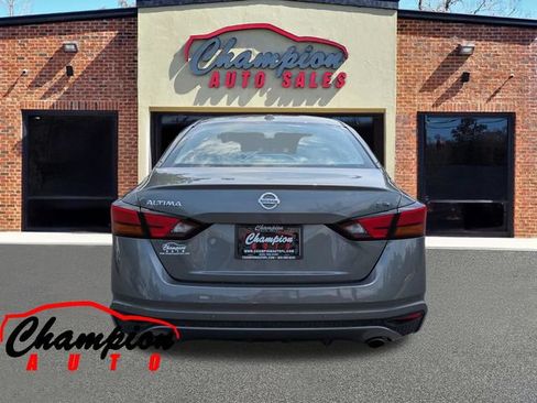 Used 2020 Nissan Altima 2.5 SR FWD image 5