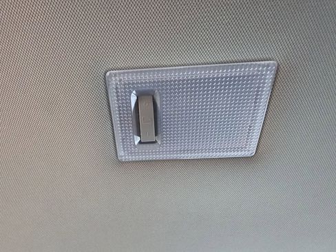 Used 2015 Buick Encore Convenience FWD image 28