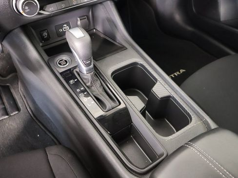 Used 2024 Nissan Sentra S image 7