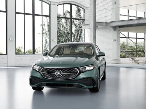 New 2026 Mercedes-Benz E 450 4MATIC Sedan image 42
