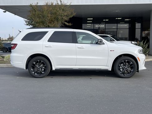 New 2026 Dodge Durango GT image 4