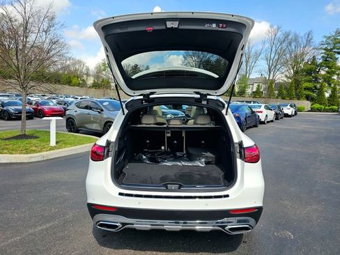 New 2026 Mercedes-Benz GLC 350e 4MATIC image 9