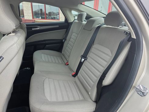 Used 2017 Ford Fusion S image 8