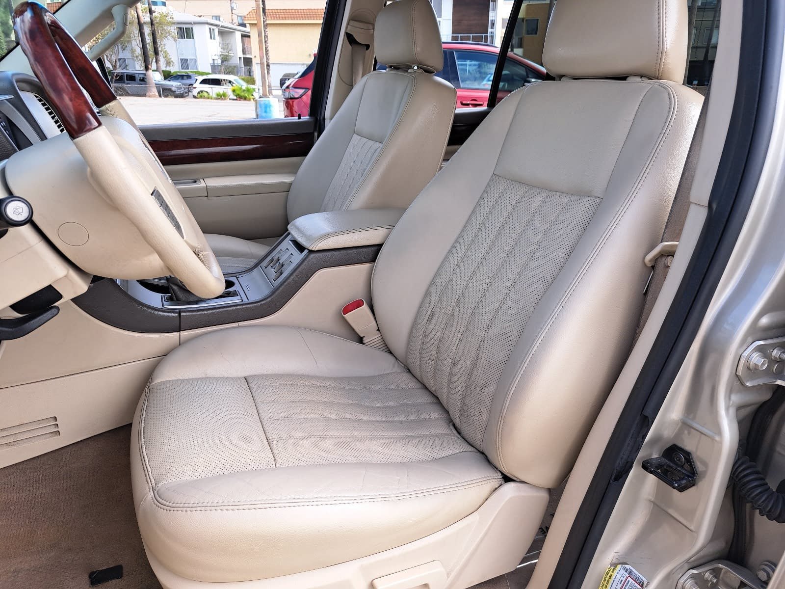 Used 2004 Lincoln Aviator 2WD image 17