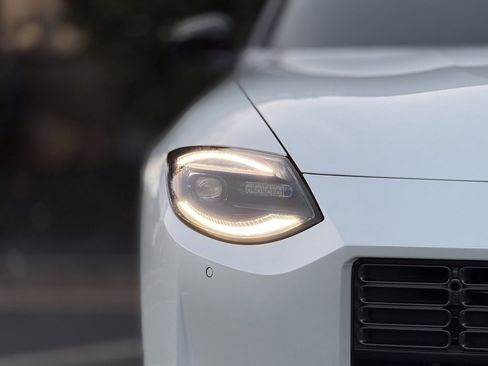 Used 2023 Nissan Z Performance w/ Floor Mat Package (L93) image 4