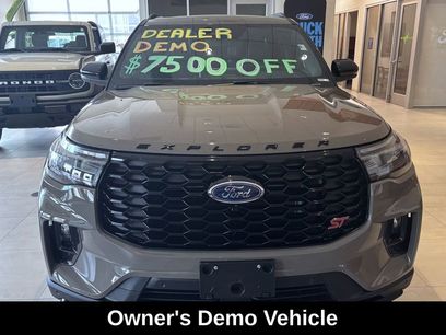 New 2026 Ford Explorer ST w/ Sun And Sound Package