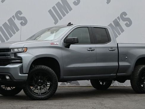 Used 2019 Chevrolet Silverado 1500 RST AWD/4WD image 1