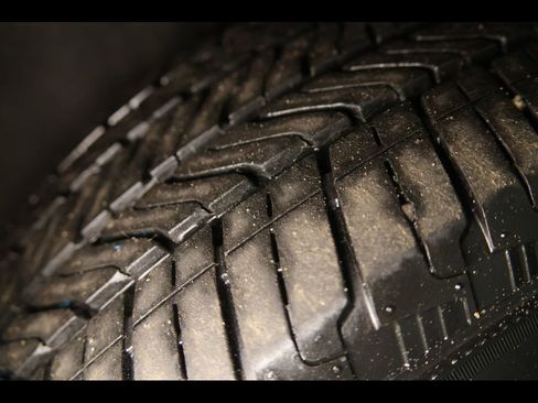 Used 2024 Chevrolet Equinox LS w/ LS Convenience Package image 26