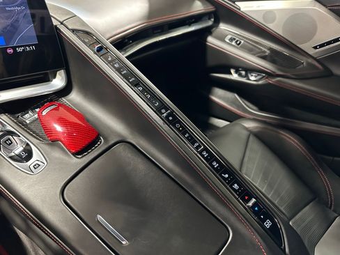 Used 2020 Chevrolet Corvette Stingray 3LT Z51 Performance C w/ 3LT Preferred Equipment Group image 29
