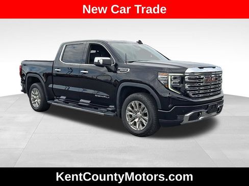 Used 2022 GMC Sierra 1500 Denali AWD/4WD image 1