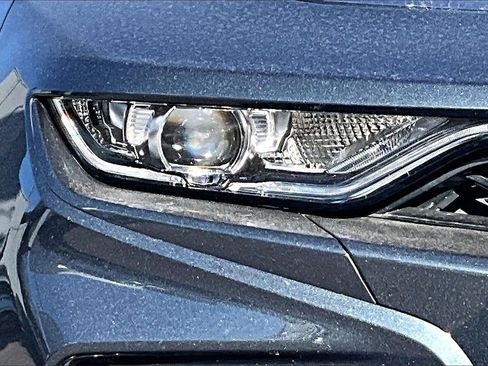 Used 2021 Chevrolet Camaro SS image 31