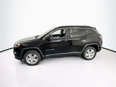 Used 2022 Jeep Compass Latitude AWD/4WD image 8