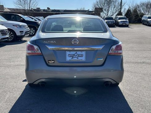 Used 2014 Nissan Altima 2.5 S FWD image 5