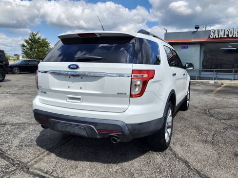 Used 2013 Ford Explorer XLT AWD/4WD image 4