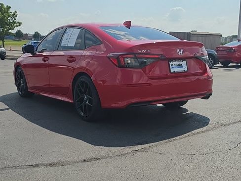 Used 2025 Honda Civic Sport image 5