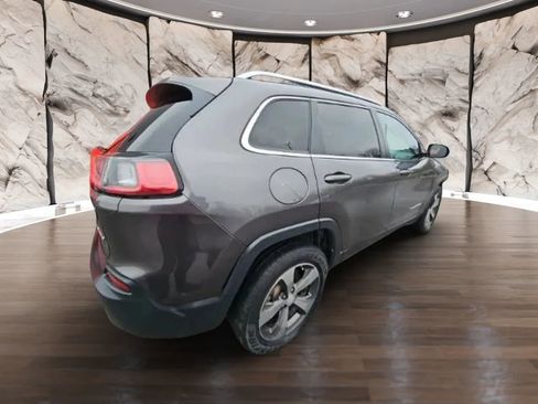 Used 2019 Jeep Cherokee Limited AWD/4WD image 7