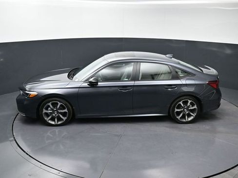 Certified 2025 Honda Civic Sport image 29