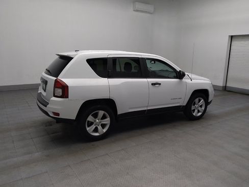 Used 2016 Jeep Compass Sport image 10