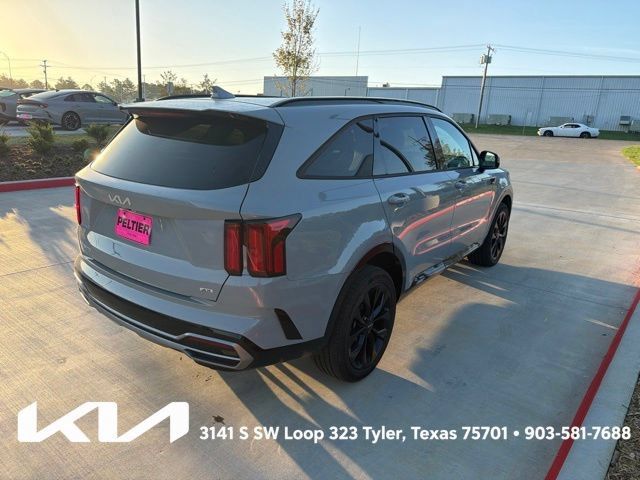 Certified 2023 Kia Sorento SX AWD/4WD image 11