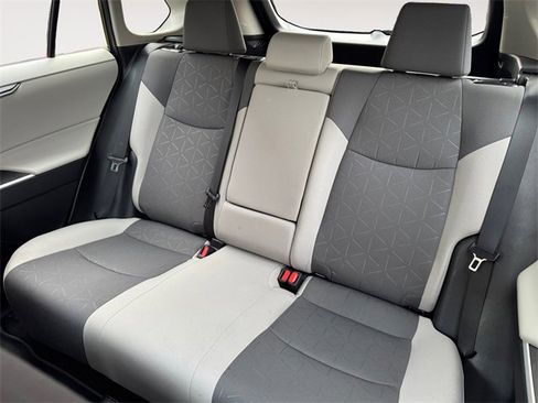 Used 2025 Toyota RAV4 XLE image 13