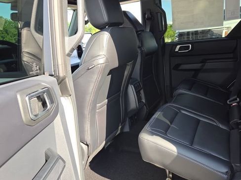 New 2026 Ford Bronco Outer Banks AWD/4WD image 7