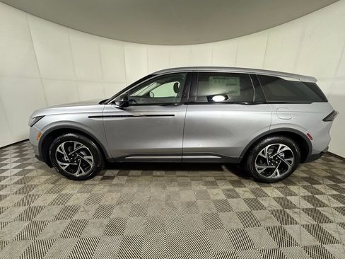 New 2026 Lincoln Nautilus Premier w/ Equipment Group 102A image 2