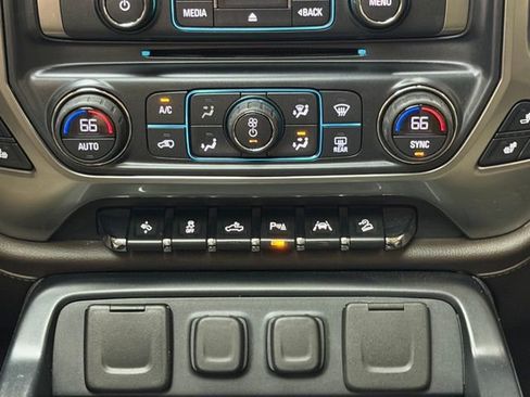 Used 2018 Chevrolet Silverado 1500 LTZ Z71 w/ LTZ Plus Package image 15