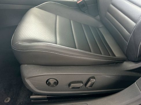 Certified 2021 Volkswagen Jetta SE w/ SE Cold Weather Package FWD image 13
