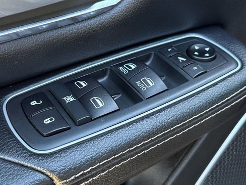 Used 2020 RAM 1500 Laramie w/ Sport Appearance Package AWD/4WD image 20