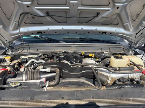 Used 2016 Ford F250 Lariat w/ Lariat Ultimate Package AWD/4WD image 22