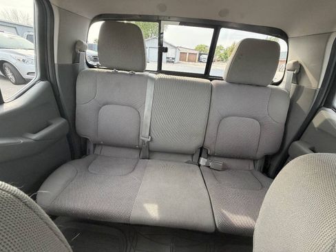 Used 2018 Nissan Frontier SV AWD/4WD image 26