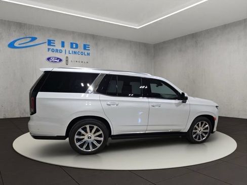 Used 2024 Cadillac Escalade Premium Luxury Platinum AWD/4WD image 7