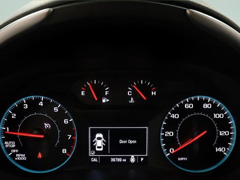 Used 2025 Chevrolet Malibu LT image 14