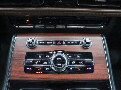 Used 2022 Lincoln Aviator Reserve w/ Elements Package Plus image 20