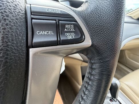 Used 2011 Honda Accord SE image 22